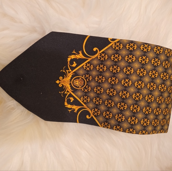 auth versace tie - Picture 5 of 8